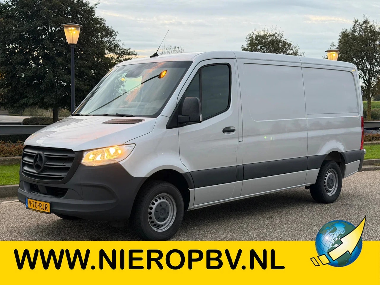 Mercedes-Benz Sprinter - 315CDI L2H1 Airco Trekhaak AppleCarplay Euro 6 - AutoWereld.nl