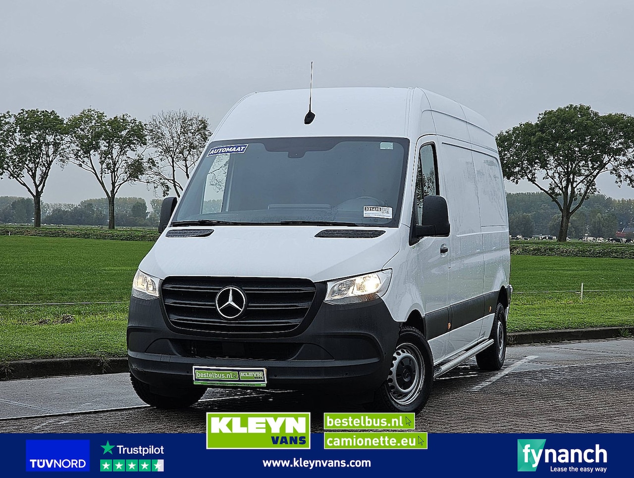 Mercedes-Benz Sprinter - 215 L2H2 Mbux Automaat Distronic Camera Euro6 150Pk Mf-Stuurwiel! - AutoWereld.nl