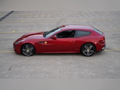 Ferrari FF - 6.3 V12