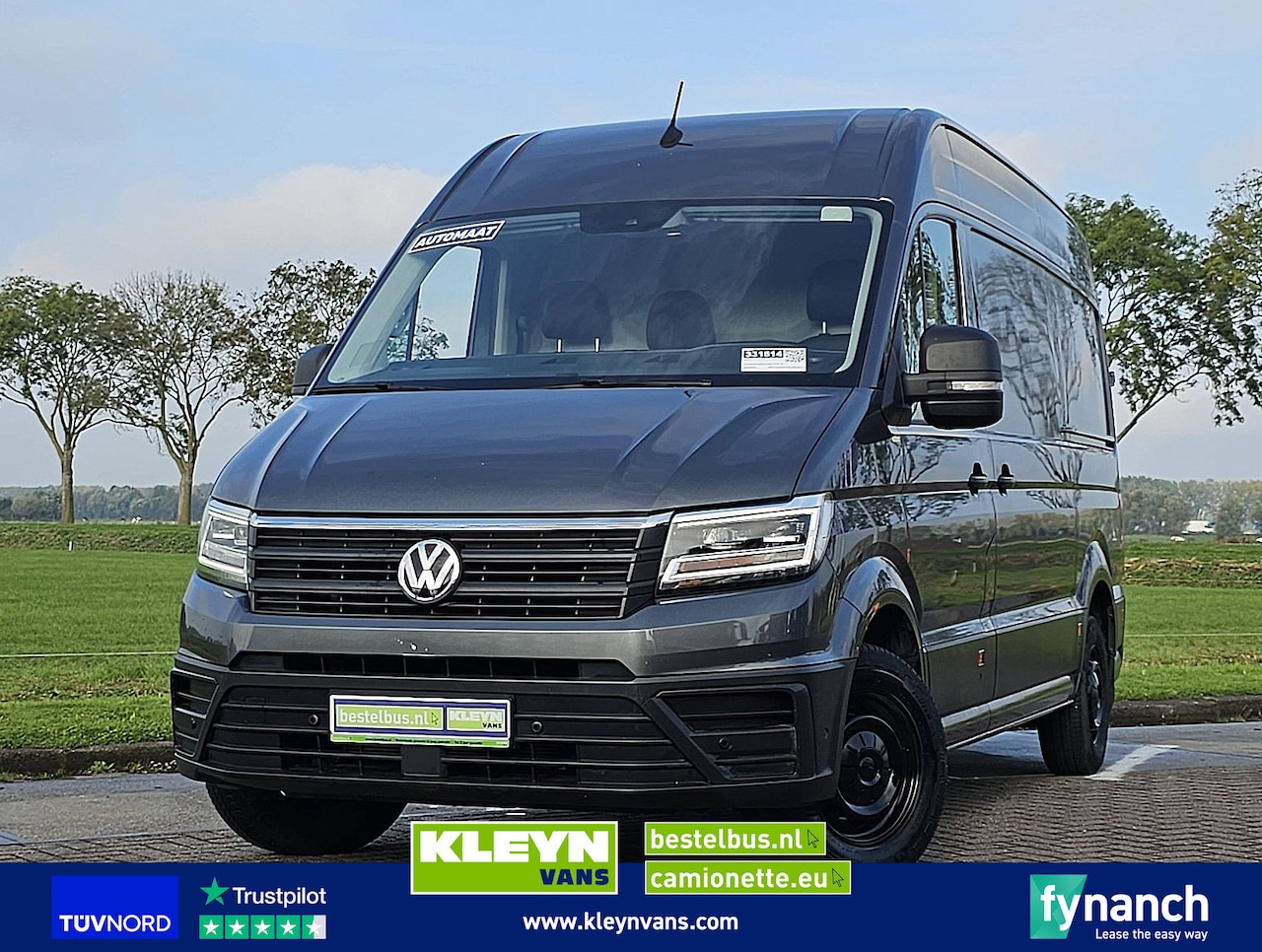 Volkswagen Crafter - 35 2.0 L3H3 2xZijdeur LED Automaat Comfort-Stoel Leer Trekhaak Camera Bumpers-Kleur 177Pk - AutoWereld.nl