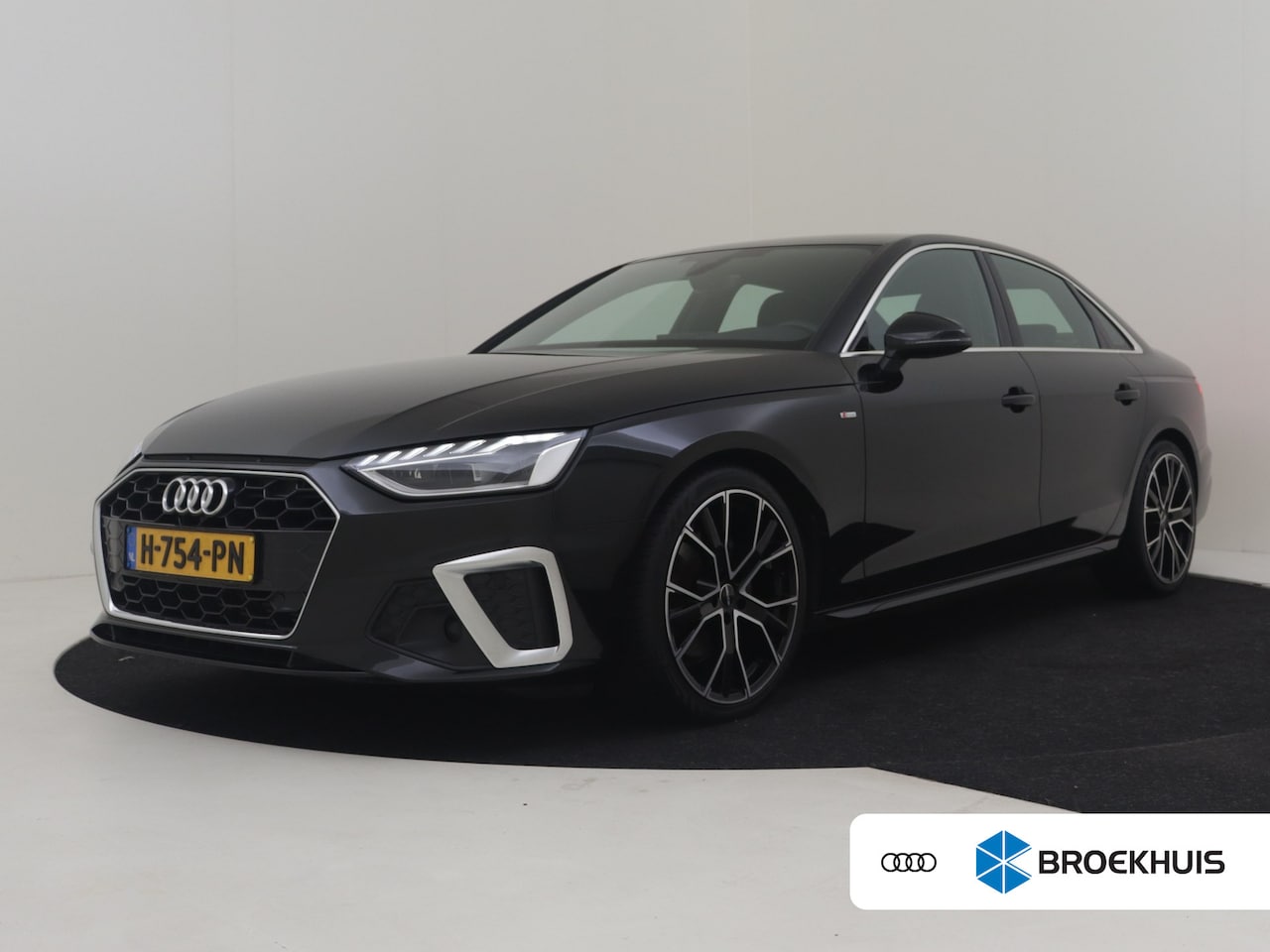 Audi A4 Limousine - 35 TFSI Launch edition Sport 150PK AUTO | Cruise control adapt | Climate control | Keyless - AutoWereld.nl