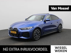 BMW i4 - eDrive35 M-Sport 70 kWh | Panoramadak | Oyster Leder | Stoelverwarming | Apple Carplay / A