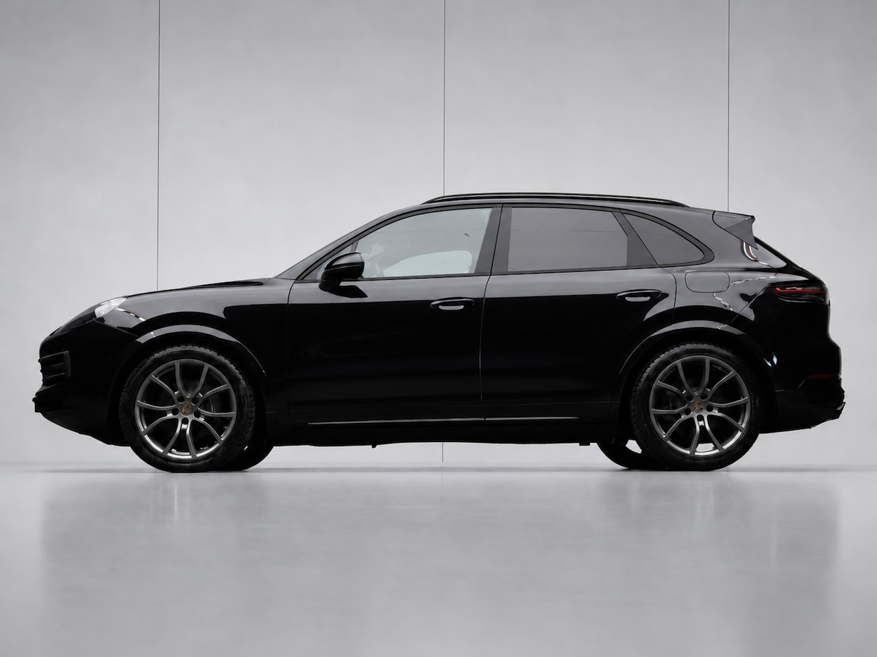 Porsche Cayenne - 3.0 E-Hybrid (APPLE CARPLAY,PANORAMADAK,SPORTUITLAAT,SPORT CHRONO,LEDER,CAMERA,ADAPTIEVE C - AutoWereld.nl
