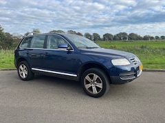Volkswagen Touareg - 3.2 V6 BJ 2003 /*AIRCO TREKHAAK /* TREKHAAK /* EXPORT /