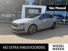 Skoda Octavia - 1.5 TSI MHEV Sportline Business | Automaat | Stoelverwarming | Parkeersensoren | Adaptive