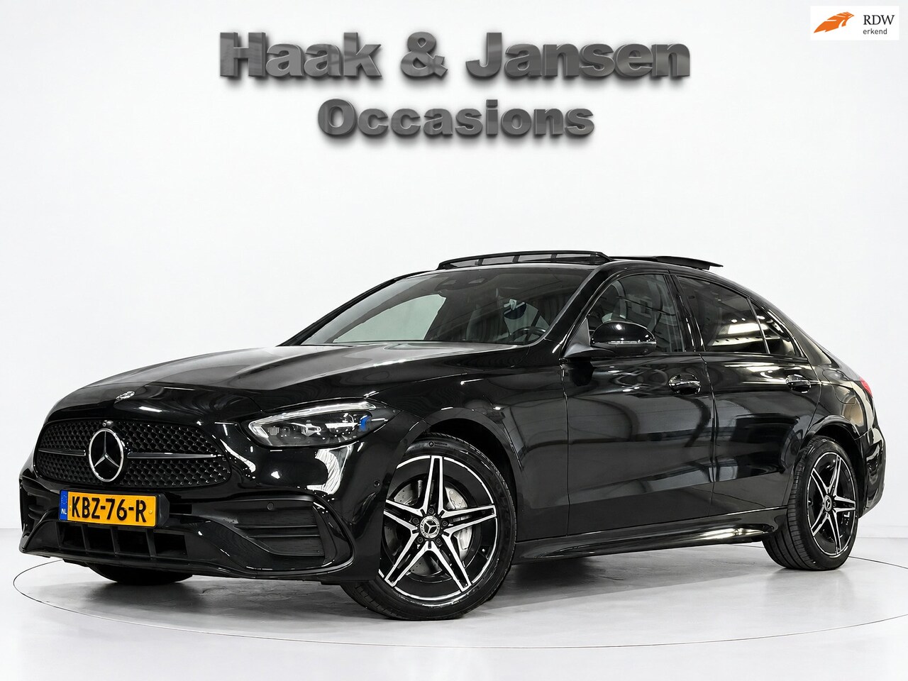 Mercedes-Benz C-klasse - 300 e Luxury Line Limited - Pano - HUD - 360° - AutoWereld.nl