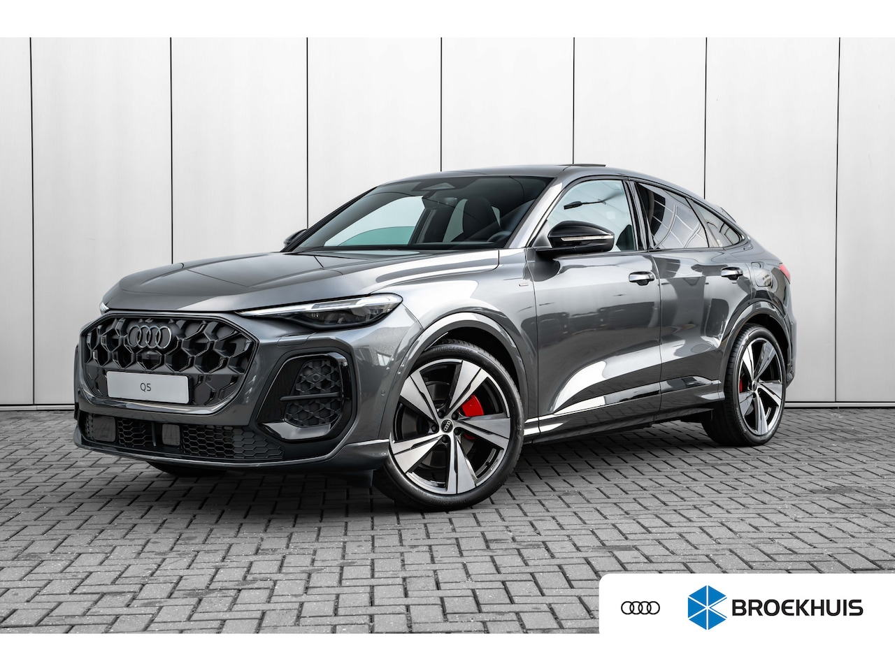 Audi Q5 Sportback - S edition Competition e-hybrid 270 kW / 367 pk S tronic | 360 Camera | Adaptive air suspen - AutoWereld.nl