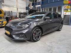 Ford Focus Wagon - 1.0 EcoBoost Hybrid ST Line X Business | Apple carplay / Android auto | Winterpakket |NAP