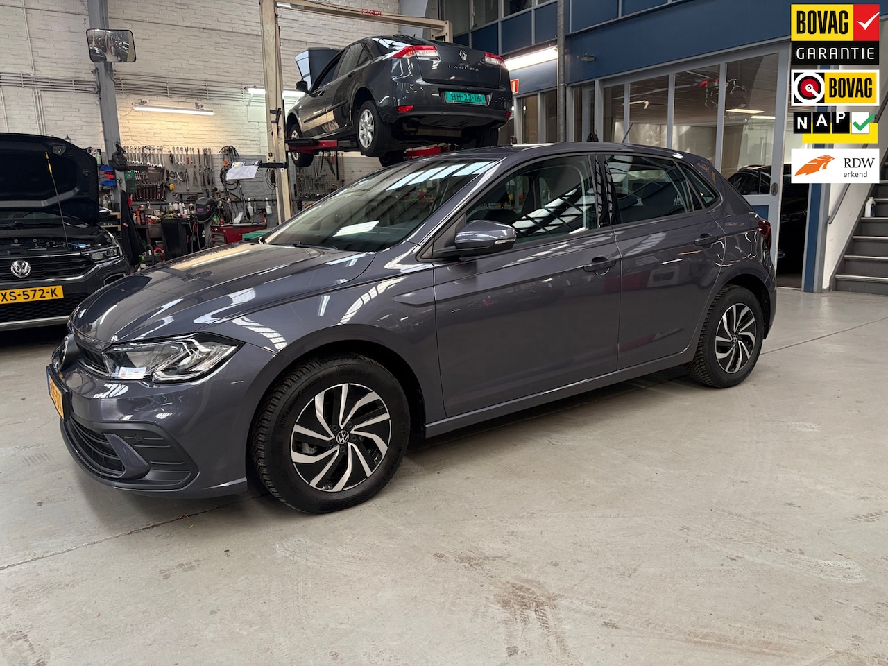 Volkswagen Polo - 1.0 TSI Life DSG | Apple carplay / Android auto | Pdc V+A | Cruise control | All season | - AutoWereld.nl