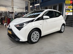 Toyota Aygo - 1.0 VVT-i x-play | Apple carplay / Android auto | Camera | Airco | NAP | Rijklaar prijs