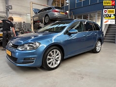 Volkswagen Golf Variant - 1.2 TSI Highline | Navigatie | Camera | Alcantara bekleding | All season banden | NAP | Ri