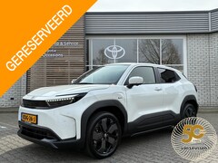 Toyota Urban Cruiser - EXECUTIVE 61 KWH VOORRAAD VOORDEEL VAN €39.345 VOOR €35.700 PANO-DAK STOEL/STUURVERW 360°