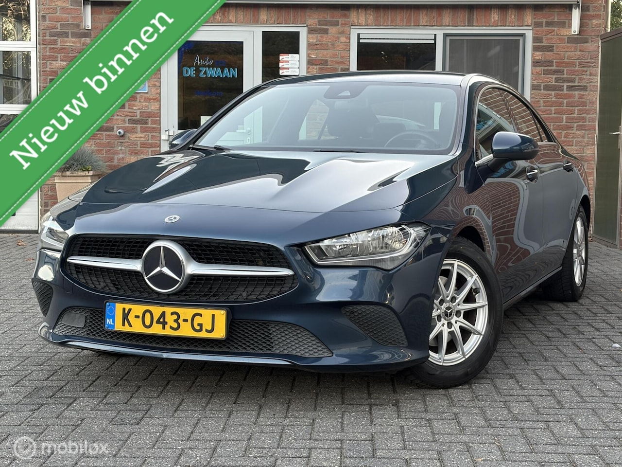 Mercedes-Benz CLA-Klasse - 180 Advantage|Carplay|Camera|Lane-assist|Zwarte Hemelbekleding. - AutoWereld.nl