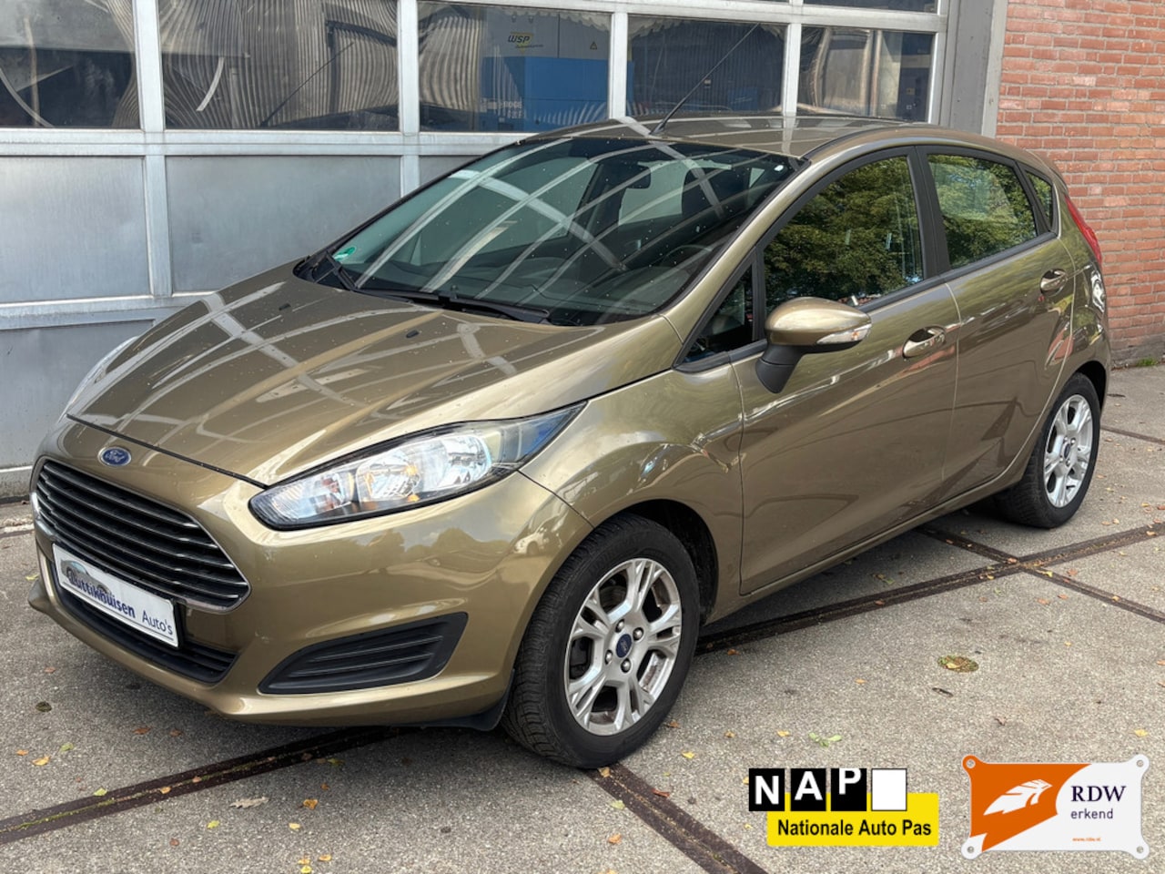 Ford Fiesta - 1.0 Champion 1.0 Champion,Airco,Navigatie,LMV,5 Drs,Nieuwe Distr - AutoWereld.nl