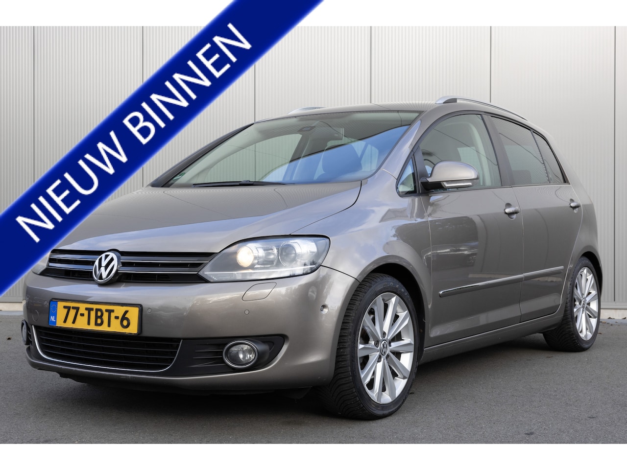 Volkswagen Golf Plus - 1.2 TSI Highline | NL- AUTO | KEYLESS | NAVI | STOELVERWARMING - AutoWereld.nl