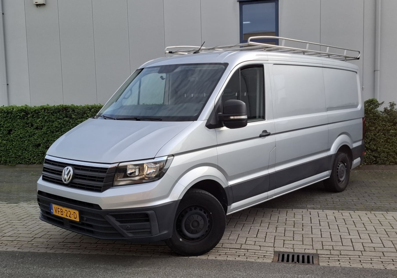 Volkswagen Crafter - GB 2.0 TDI 102pk L3H3 364/3000 FWD 3 ZITS - AutoWereld.nl