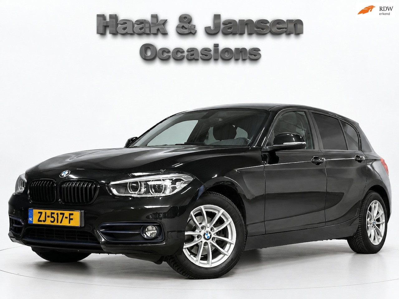 BMW 1-serie - 116i Sport Line Edition - Cruise - Navi - Airco - AutoWereld.nl