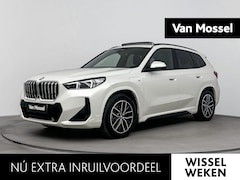 BMW X1 - xDrive25e | M-pakket | PANO | Head-up display | 360 Camera | Lane Assist | Blindspot | Sto