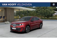 BMW X4 - iX4 40 xDrive M Sport / Trekhaak / Panoramadak / M Sportstoelen / 3D Head-Up / Harmon Kard