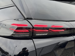 Peugeot 2008 - Allure 1.2 Hybrid 110pk e-DCS6 | MEGADEAL | SNEL LEVERBAAR | 2+6 JAAR GARANTIE* | NAVIGATI