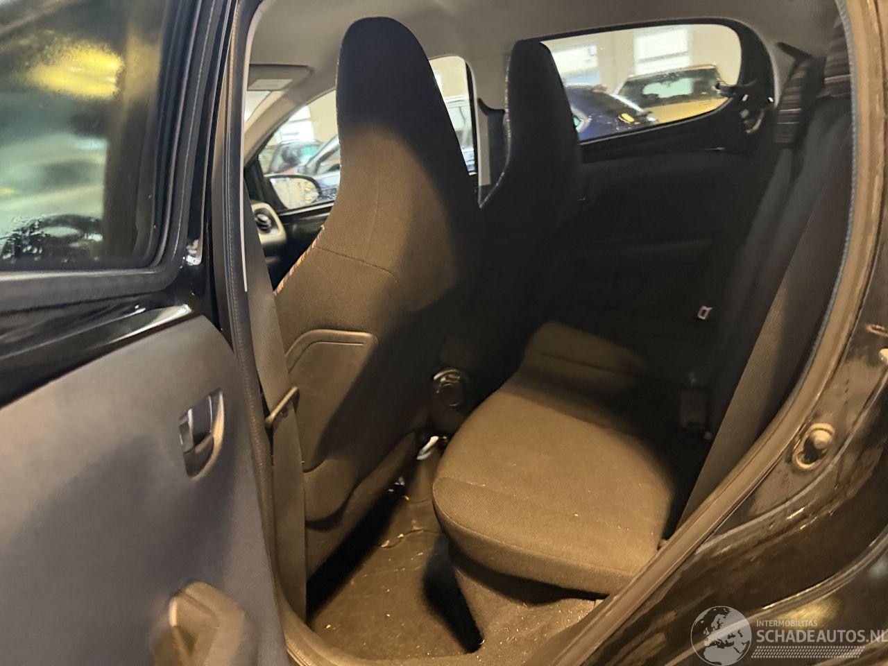 Citroën C1 - 1.0 e-VTi Shine 1.0 e-VTi Shine