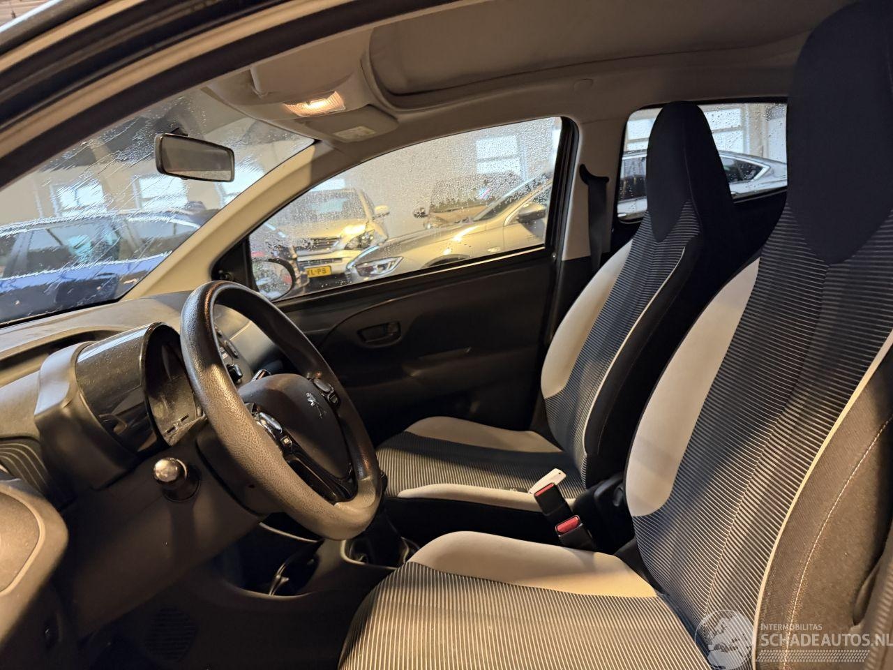 Peugeot 108 - 1.0 e-VTi Active TOP! 1.0 e-VTi Active TOP!