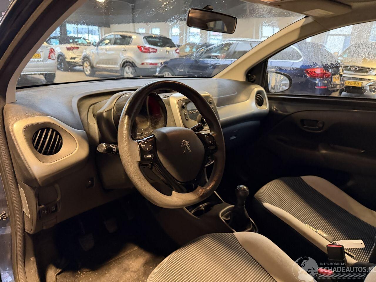 Peugeot 108 - 1.0 e-VTi Active TOP! 1.0 e-VTi Active TOP!