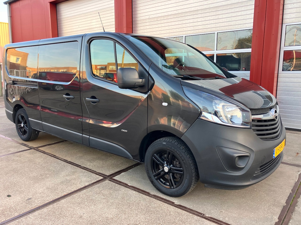 Opel Vivaro - 1.6 CDTI L2H1 Edition EcoFlex 1.6 CDTI L2H1 Edition EcoFlex - AutoWereld.nl
