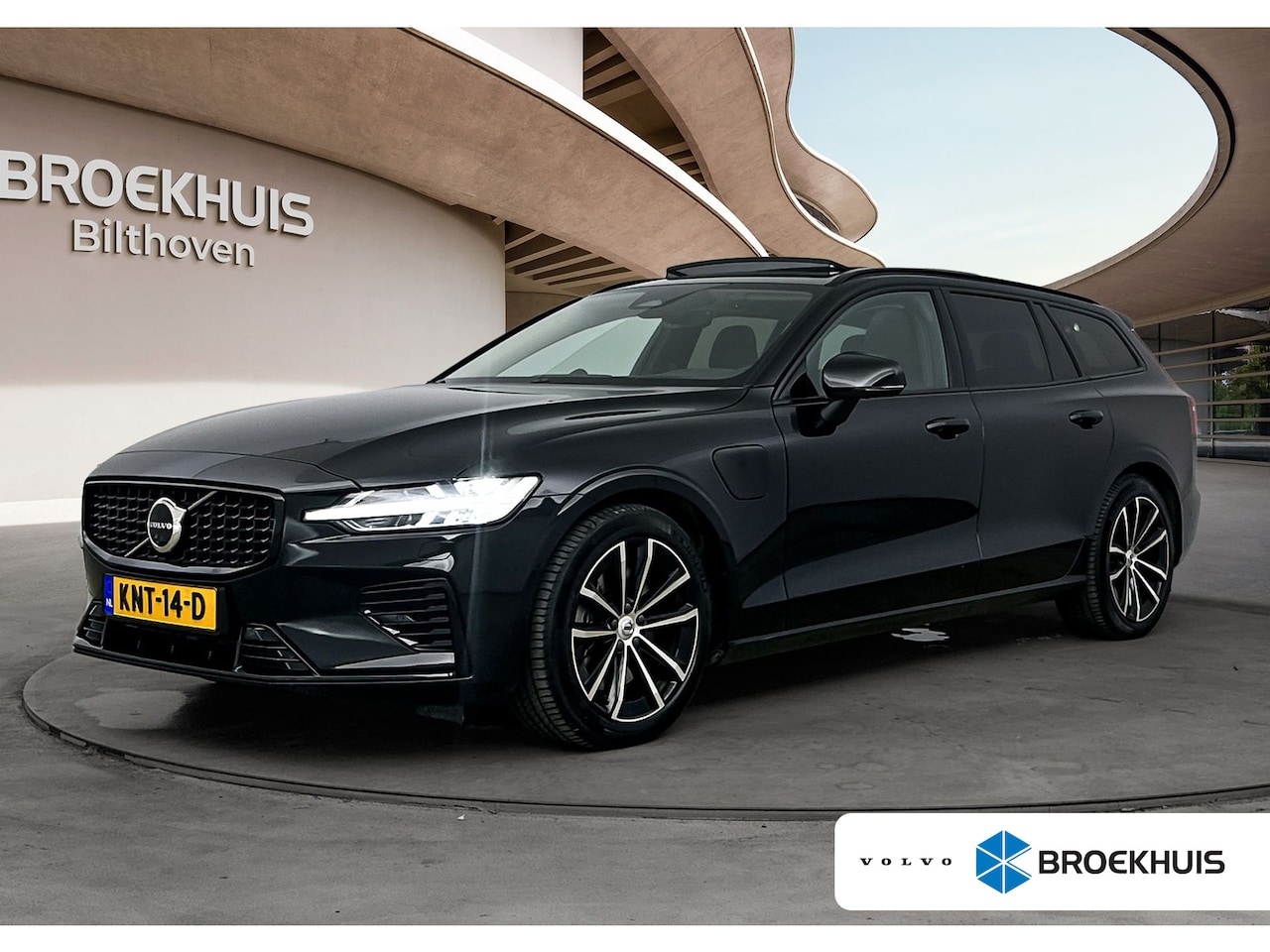 Volvo V60 - 2.0 T6 Plug-in hybrid AWD Ultra Dark | Nappa Leder | Stoel Ventilatie - Massage | Bowers & - AutoWereld.nl