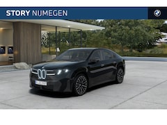 BMW X4 - iX4 50 xDrive M Sport / Panoramadak / M Sportstoelen / 3D Head-Up / Harman Kardon / Stoelv