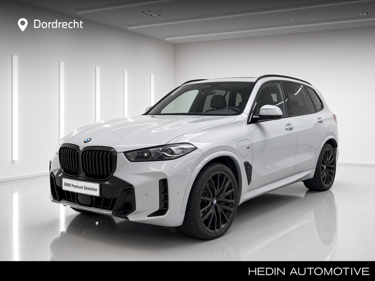 BMW X5 - xDrive50e M-Sport Pro | 22" | Panorama | Comfortstoelen met Ventilatie+Massage | Bowers & - AutoWereld.nl