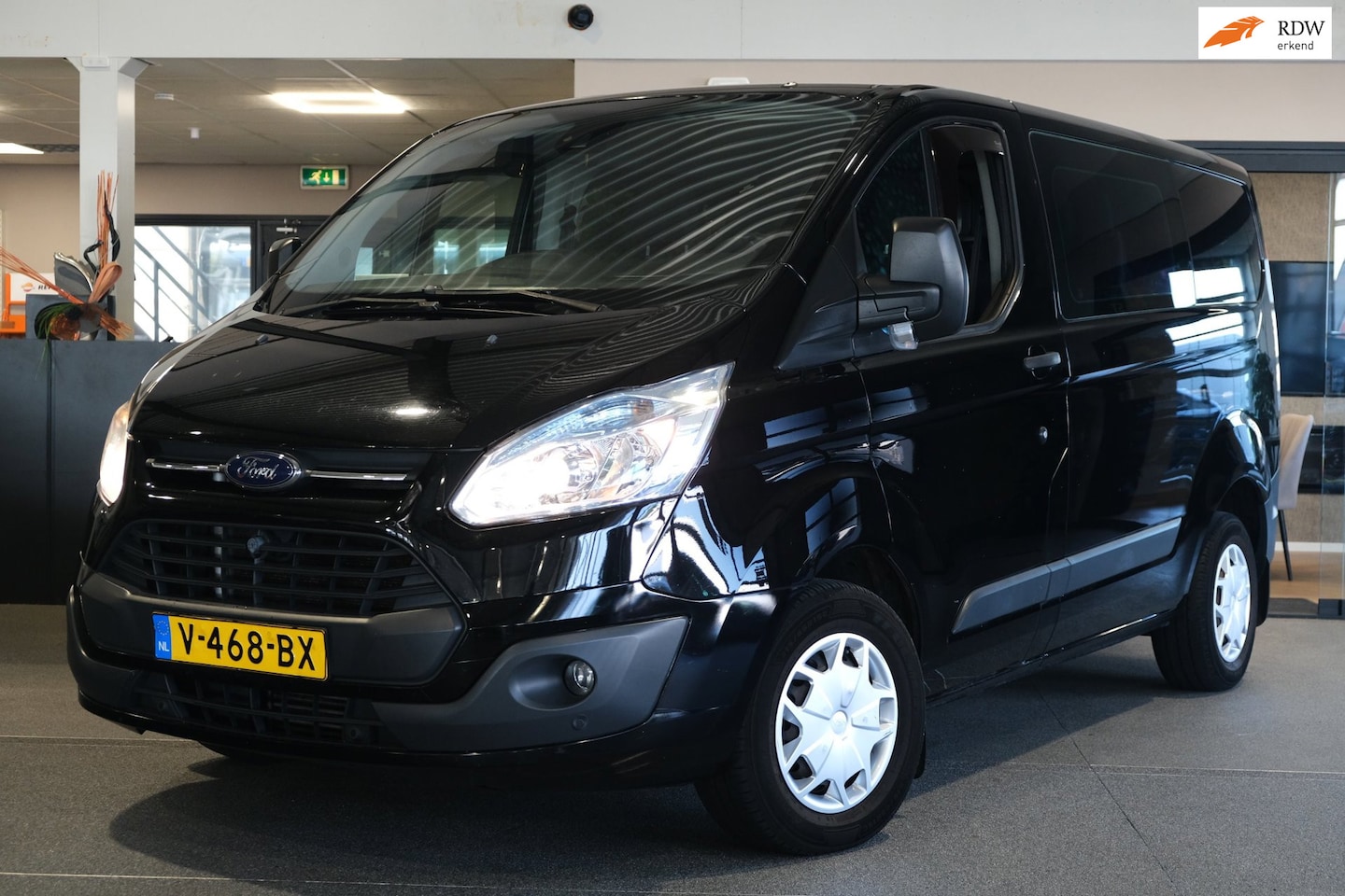 Ford Transit Custom - 270 2.2 TDCI L1H1 Trend DC Camera PDC Navi Airco - AutoWereld.nl