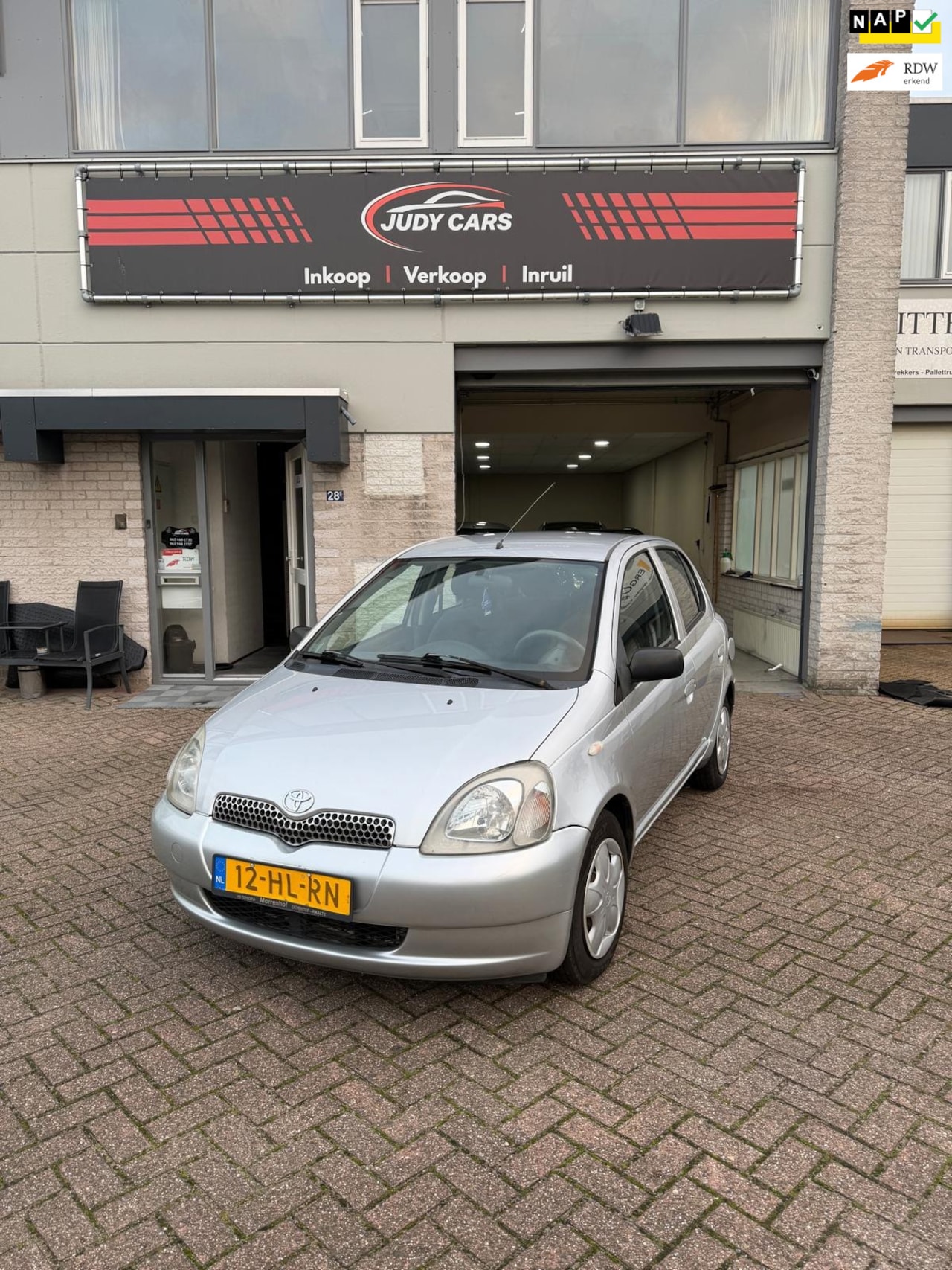 Toyota Yaris - 1.3-16V VVT-i Sol 1.3-16V VVT-i Sol - AutoWereld.nl