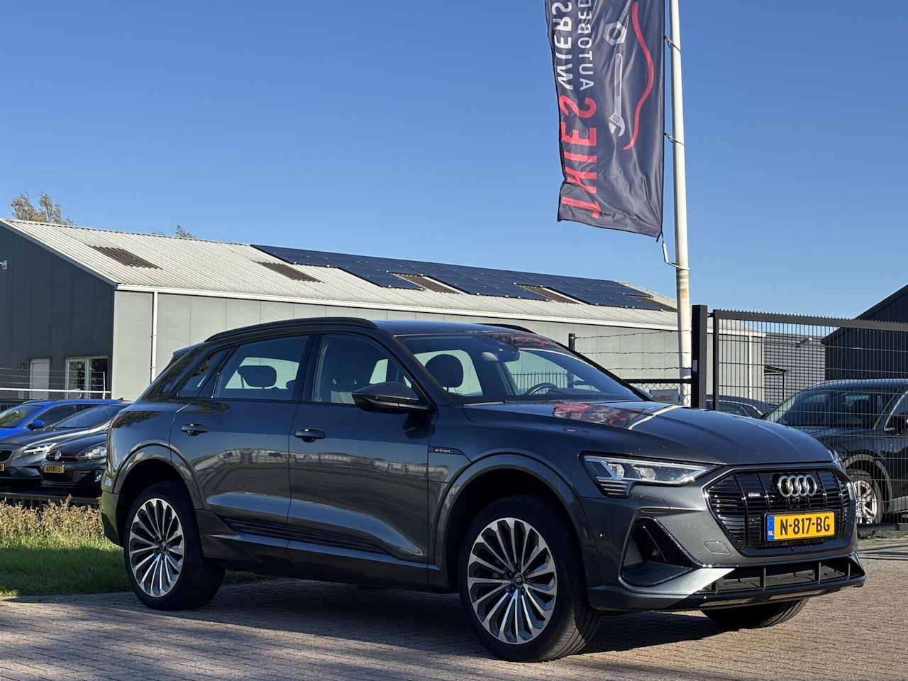 Audi e-tron - 55 quattro S edition 95kWh pano camera trekhaak - AutoWereld.nl