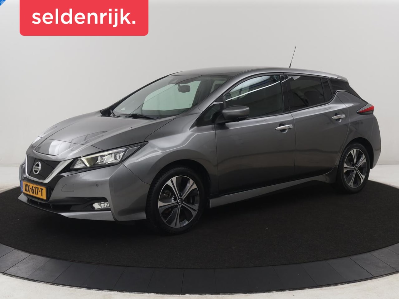 Nissan LEAF - Tekna 40 kWh | SOH 86,4% | Navigatie | Apple Carplay | LED | Bose Sound | Dodehoek Ass. | - AutoWereld.nl