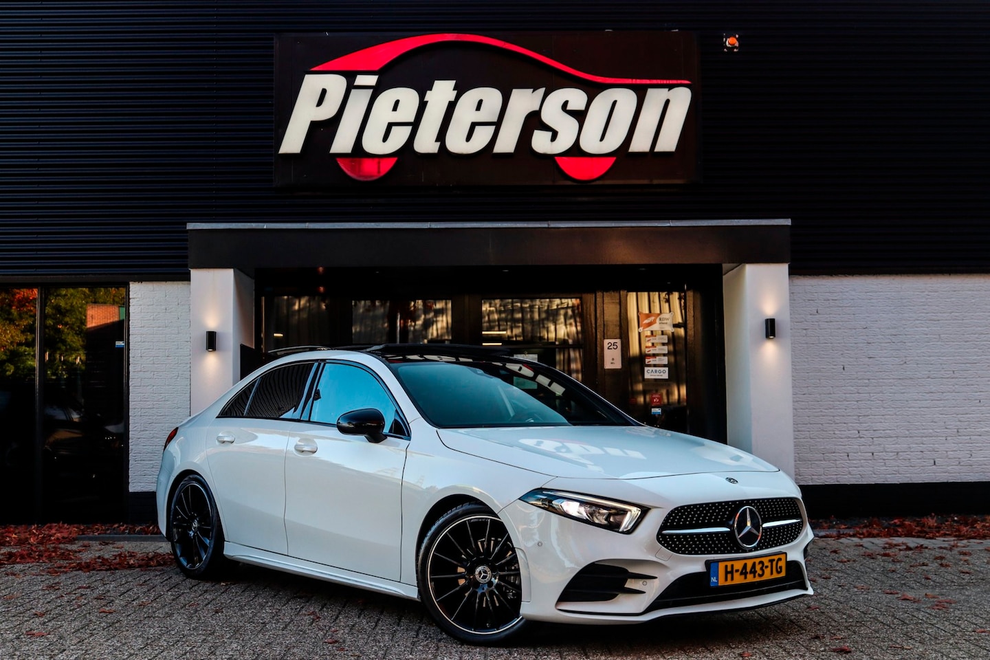 Mercedes-Benz A-klasse - 200 AMG PANO BURMESTER SFEER CAMERA - AutoWereld.nl