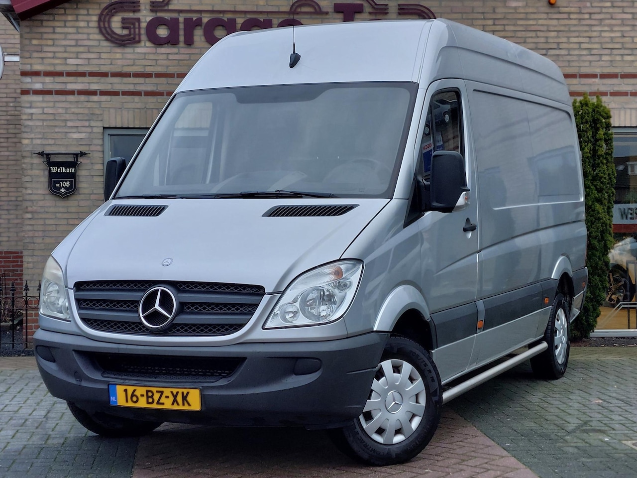 Mercedes-Benz Sprinter - 211 L2H2 | Airco | Cruise control | Trekhaak | NAP - AutoWereld.nl