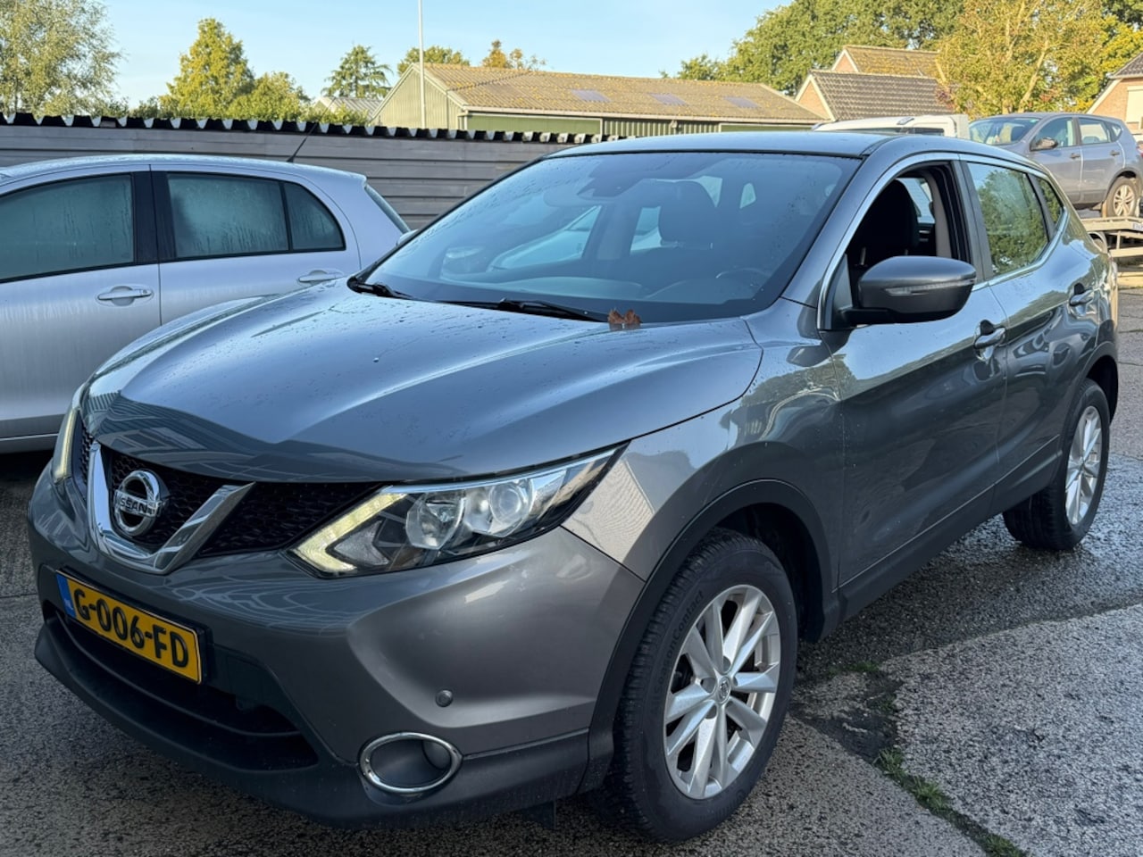 Nissan Qashqai - 1.2i Connect Edition | ECC | LMV - AutoWereld.nl