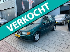 Volkswagen Polo - 1.6 Automaat Stuurbekrachtiging Schuifdak NAP APK