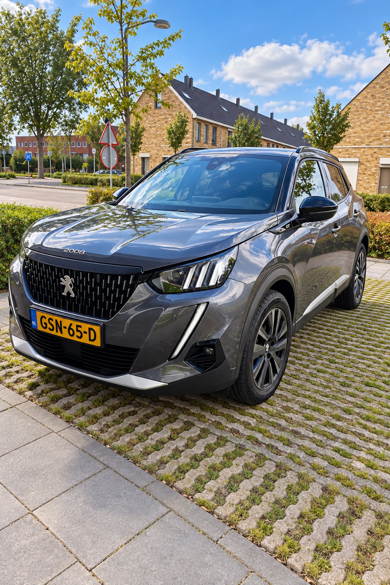 Peugeot 2008 - 1.2 PureTech GT - AutoWereld.nl