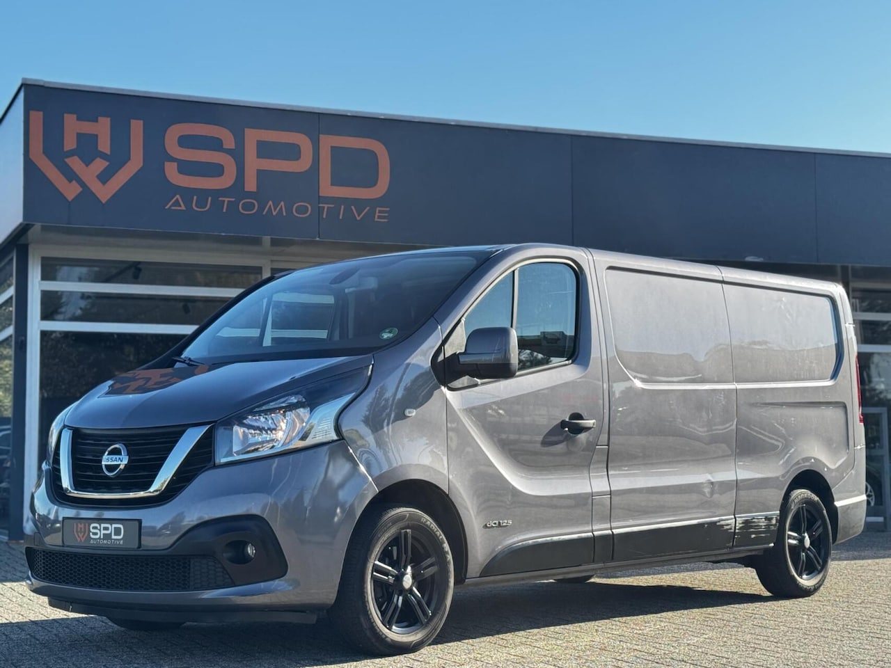 Nissan nv300 - bestel 1.6 dCi 125 L2H1 Optima S&S|Trekha|Camer - AutoWereld.nl