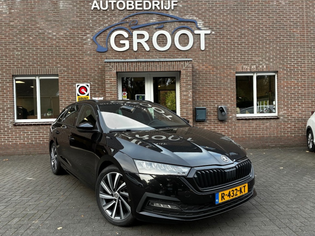 Skoda Octavia - 1.0 E-TSI SPORT BNS - AutoWereld.nl