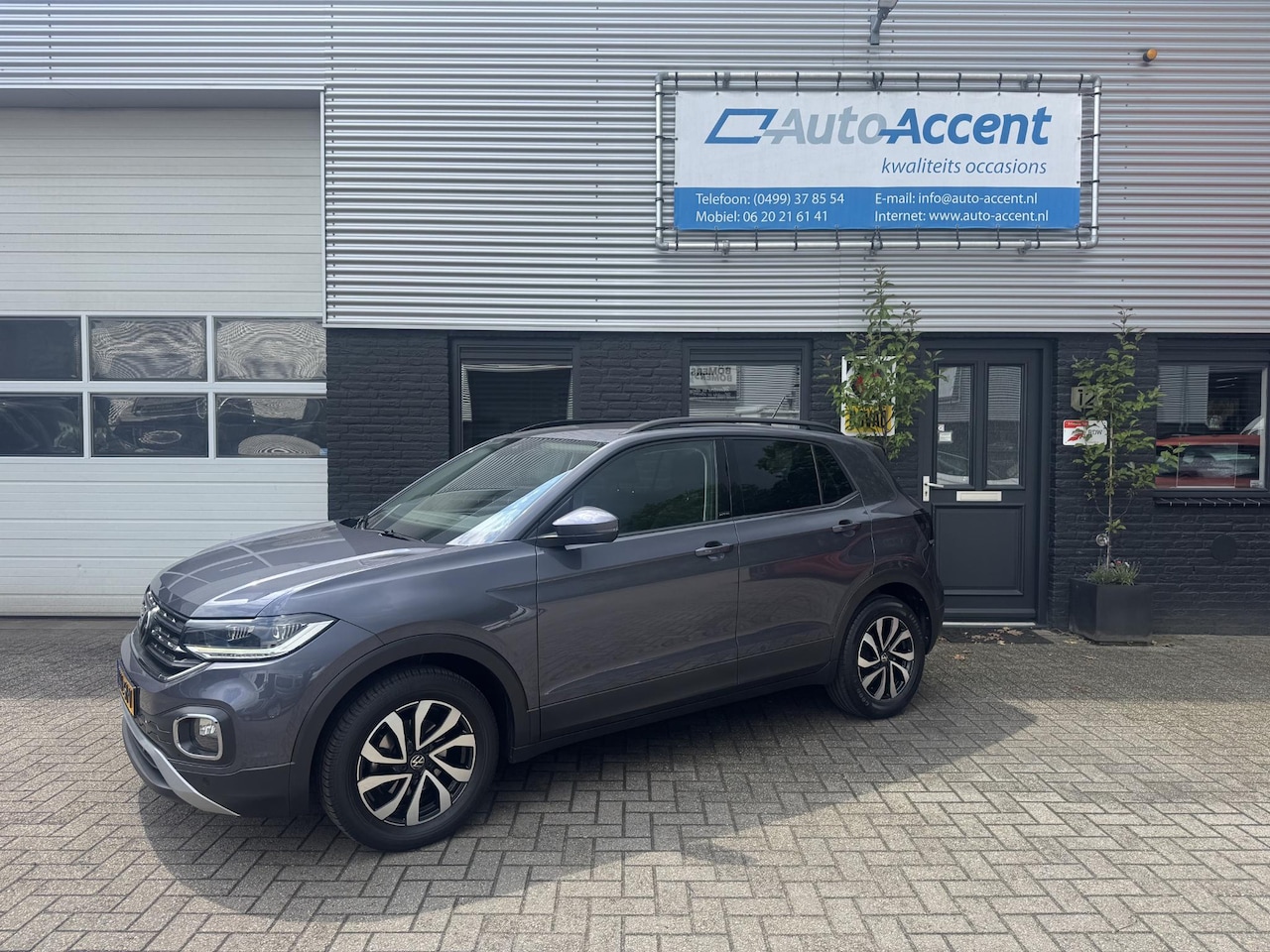 Volkswagen T-Cross - 1.0 TSI Style Klima/Camera/Prive-glass/72dkm... - AutoWereld.nl