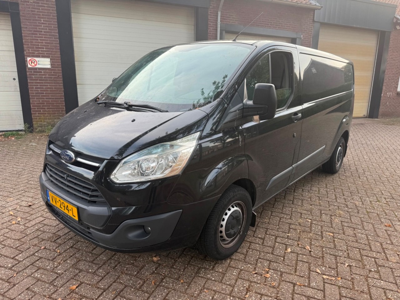 Ford Transit Custom - 290 2.2 TDCI L2H1 Trend AIRCO - AutoWereld.nl