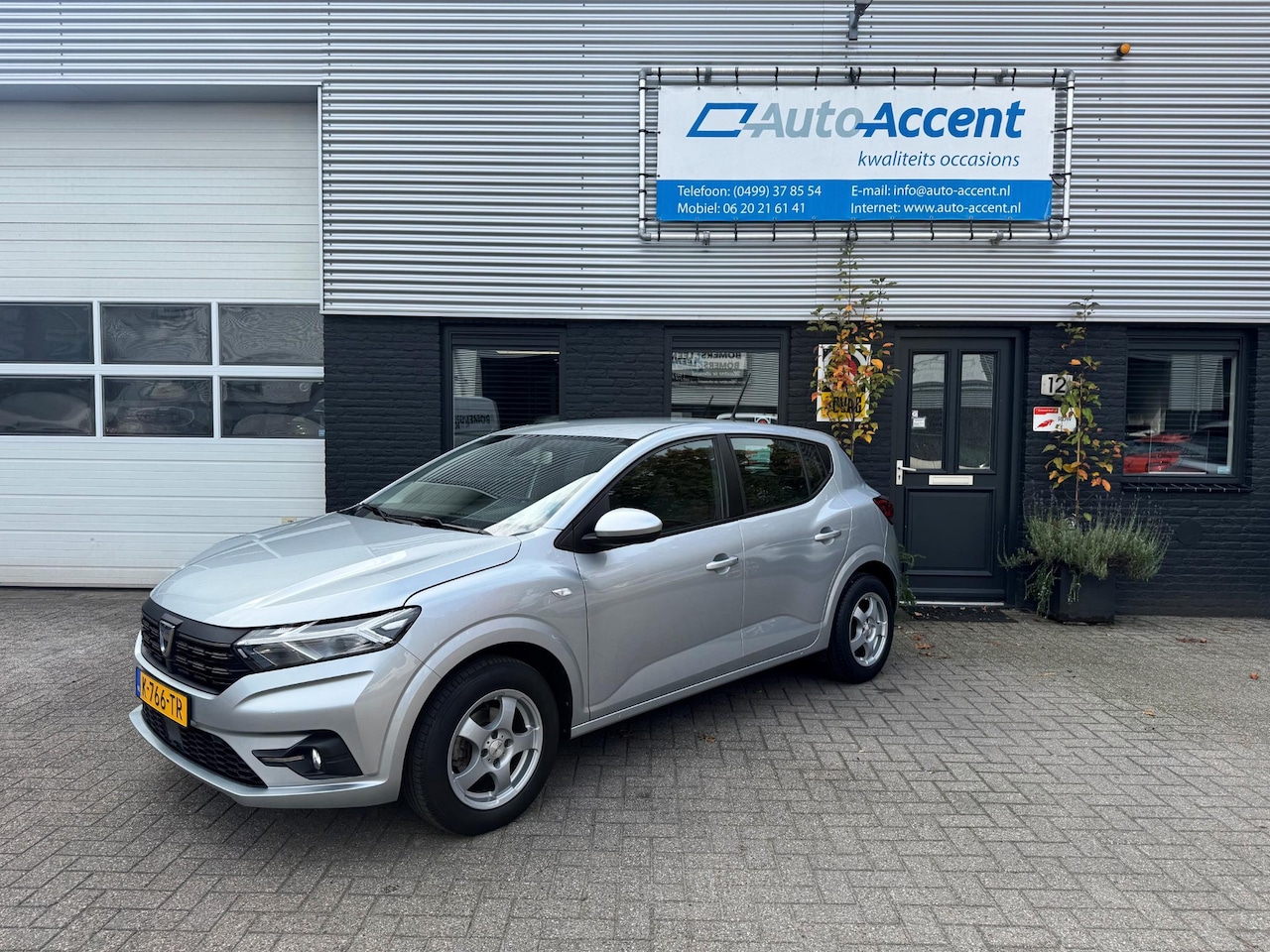Dacia Sandero - 1.0 TCe 90 Comfort Airco/Trekhaak/40dkm... - AutoWereld.nl