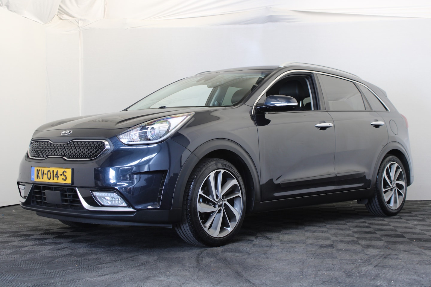 Kia Niro - 1.6 GDi Hybrid ExecutiveLine |Stoelverw./koeling|Camera| - AutoWereld.nl