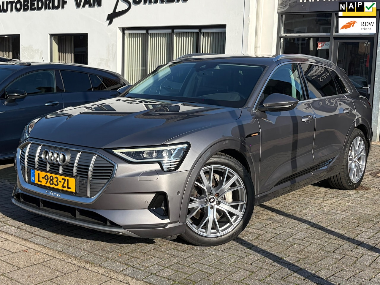 Audi e-tron - 55 quattro Advanced edition Plus 95 kWh,SOH 89,1%,Pano,Trekhaak, Mem. Stoel,Leder - AutoWereld.nl