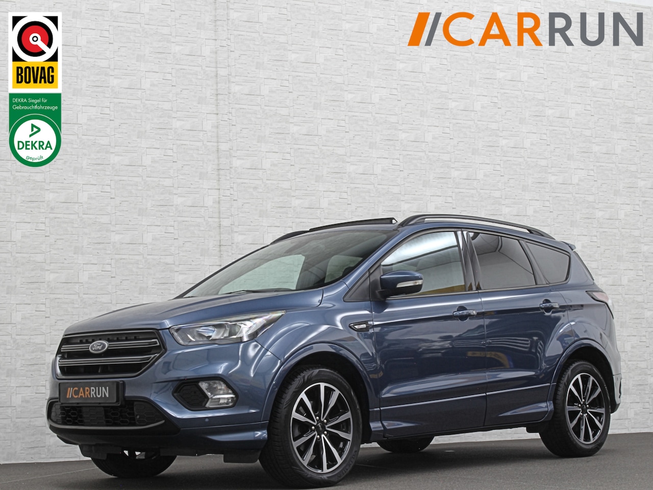 Ford Kuga - 1.5 EcoBoost 150PK ST Line | Panorama | Trekhaak 2000kg Trekgewicht! | Navigatie | Carplay - AutoWereld.nl