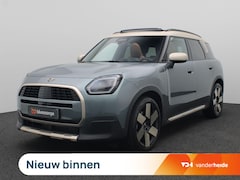 MINI Countryman - 1.5 C Favoured XL 170PK Aut. Panoramadak, Trekhaak, Leder, Head-Up Display, Memorystoel, E