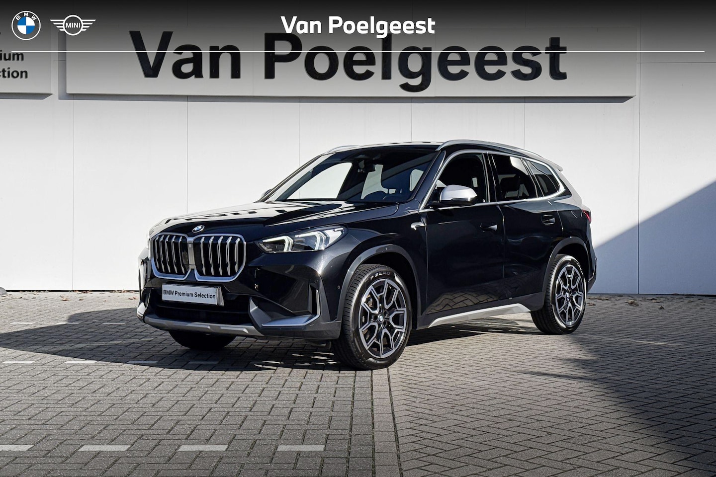 BMW X1 - sDrive18i |  xLine | Trekhaak |  Driving Assistant Plus | Elektrisch verstelbare stoelen | - AutoWereld.nl